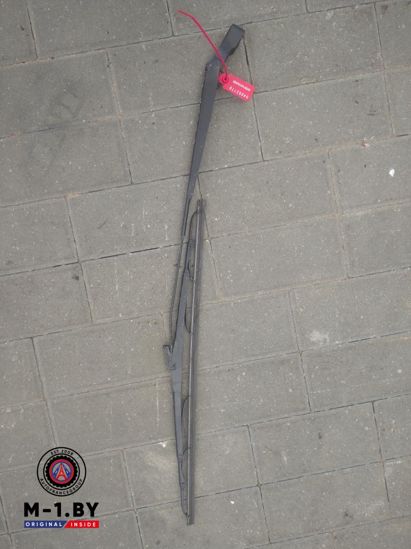щеткодержатель (поводок стеклоочистителя, дворник) Renault Logan 1 поколение (2004 - 2009), 8200620437 - фото №1