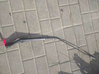 щеткодержатель (поводок стеклоочистителя, дворник) Renault Scenic 3 поколение (2009 - 2012)