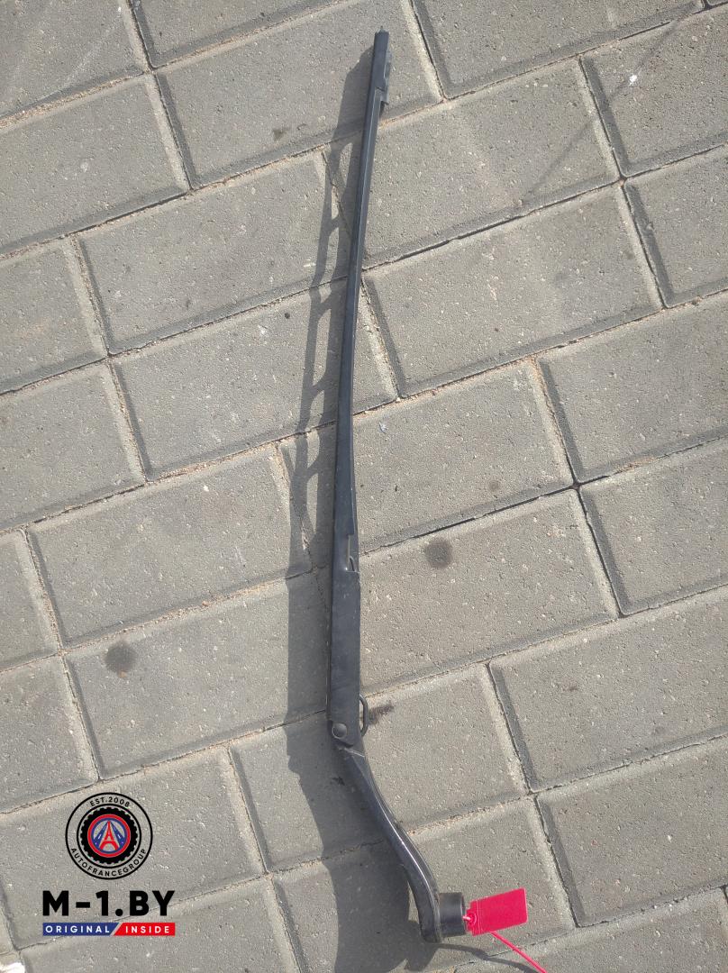 щеткодержатель (поводок стеклоочистителя, дворник) Citroen C5 2 поколение (2008 - 2017) - фото №1