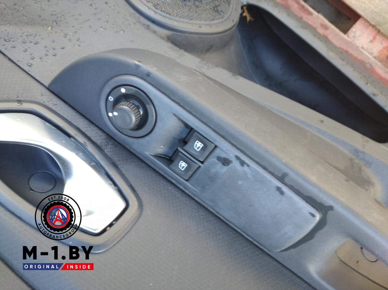 блок управления стеклоподъемниками Renault Clio 4 поколение (2012 - 2016) - фото №1