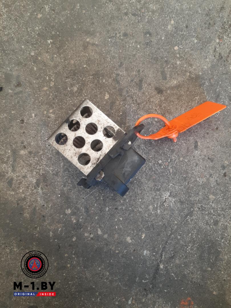 блок управления вентилятором (реле) Renault Laguna 2 поколение (2001 - 2005), 1.9 л., дизель, 8200045082 - фото №1