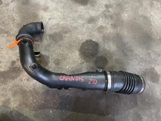 патрубок турбины Mitsubishi Grandis 1 поколение (2003 - 2011), 2.0 л., дизель