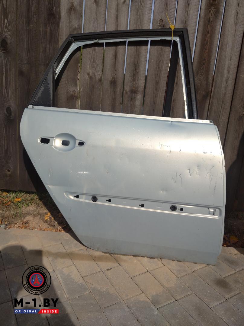 дверь задняя правая Renault Scenic 2 поколение (2003 - 2006) - фото №1