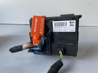 блок управления печки / климат-контроля Citroen Jumpy 3 поколение (2016 - 2025), 9832228080