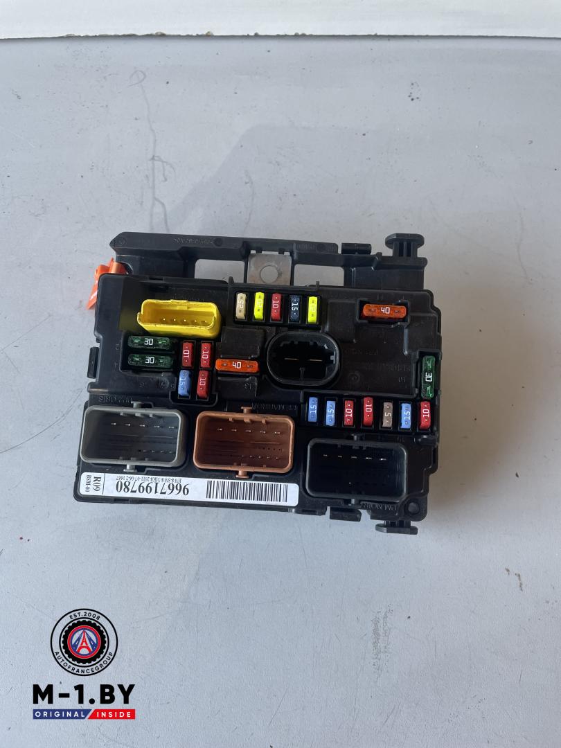 блок предохранителей Peugeot 207 1 поколение (2006 - 2009), 9667199780, BSMR09 - фото №1