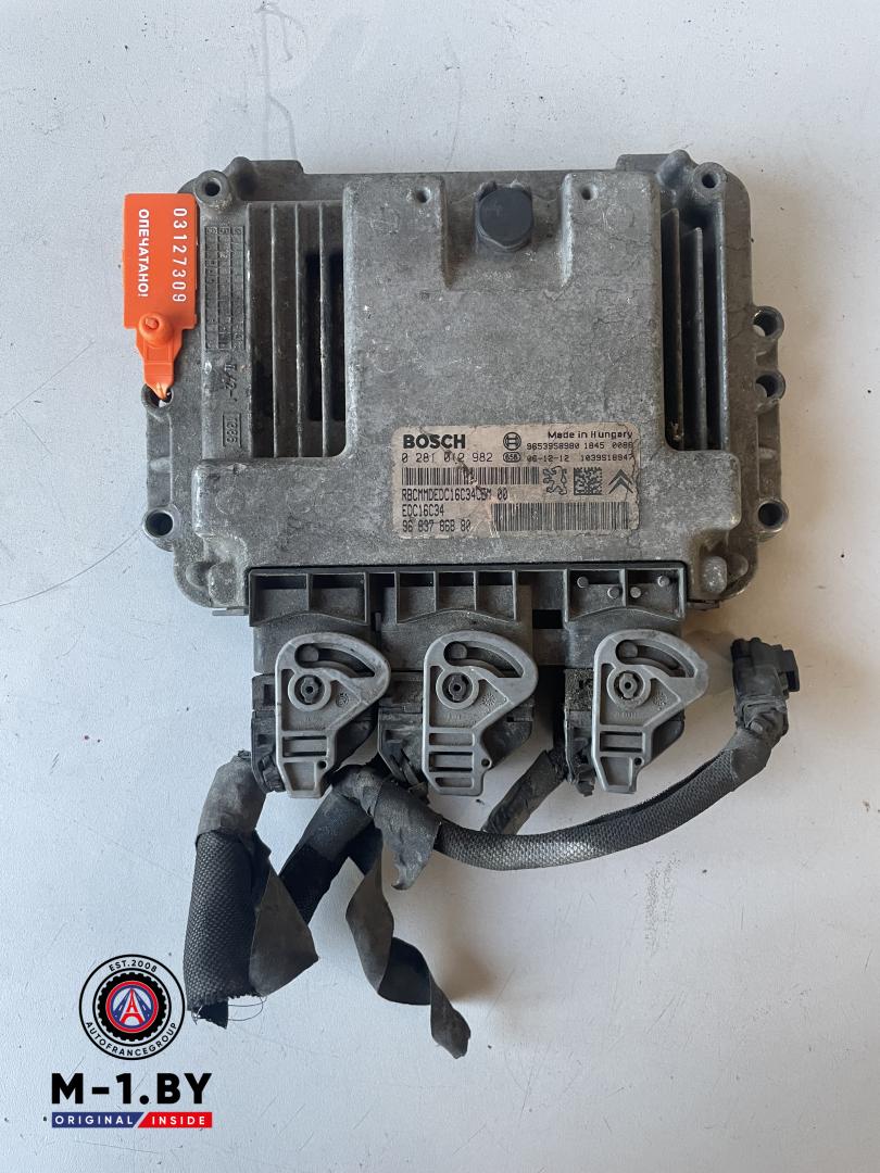 блок управления двигателем Peugeot Expert 2 поколение (2007 - 2012), 9663786880 - фото №1