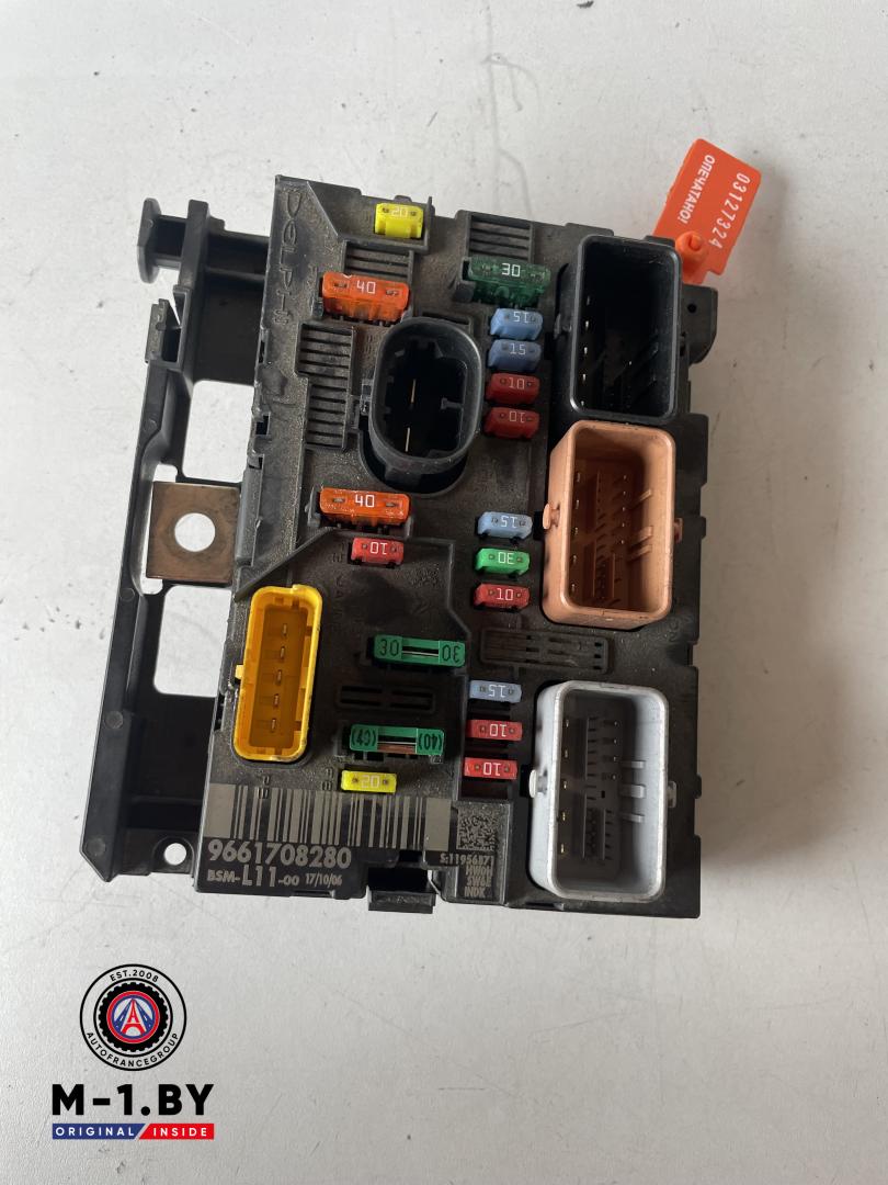 блок предохранителей Peugeot 207 1 поколение (2006 - 2009), BSML1100 - фото №1