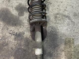 стойка передняя правая BMW 7 серия E65/E66/E67 (2001 - 2005), 4.4 л., бензин