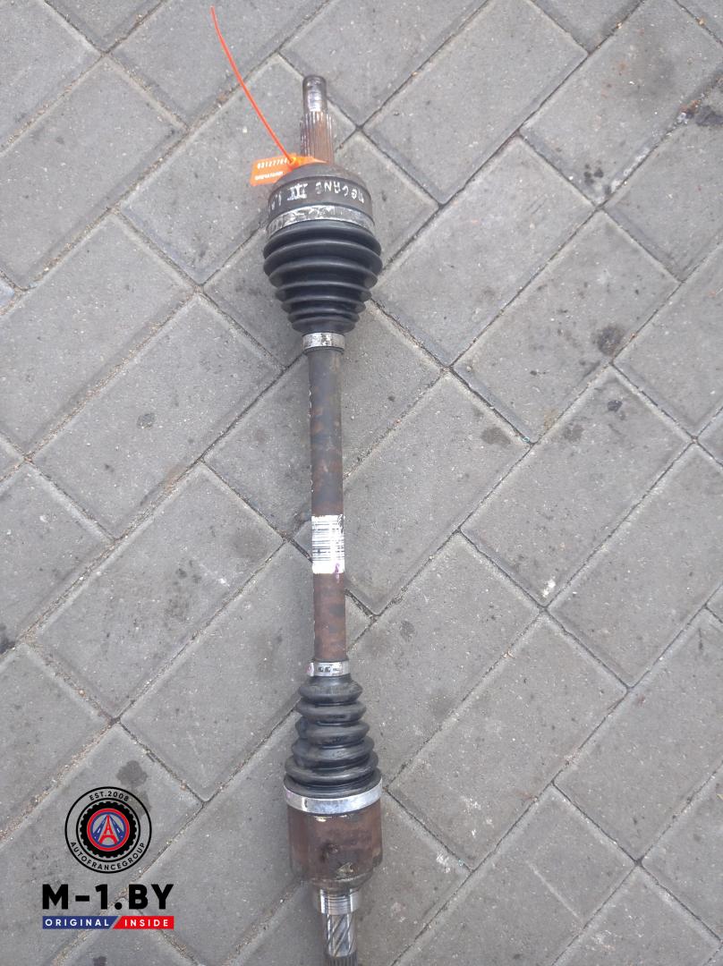 полуось передняя левая (приводной вал, ШРУС) Renault Megane 3 поколение (2008 - 2014), 1.9 л., дизель - фото №1