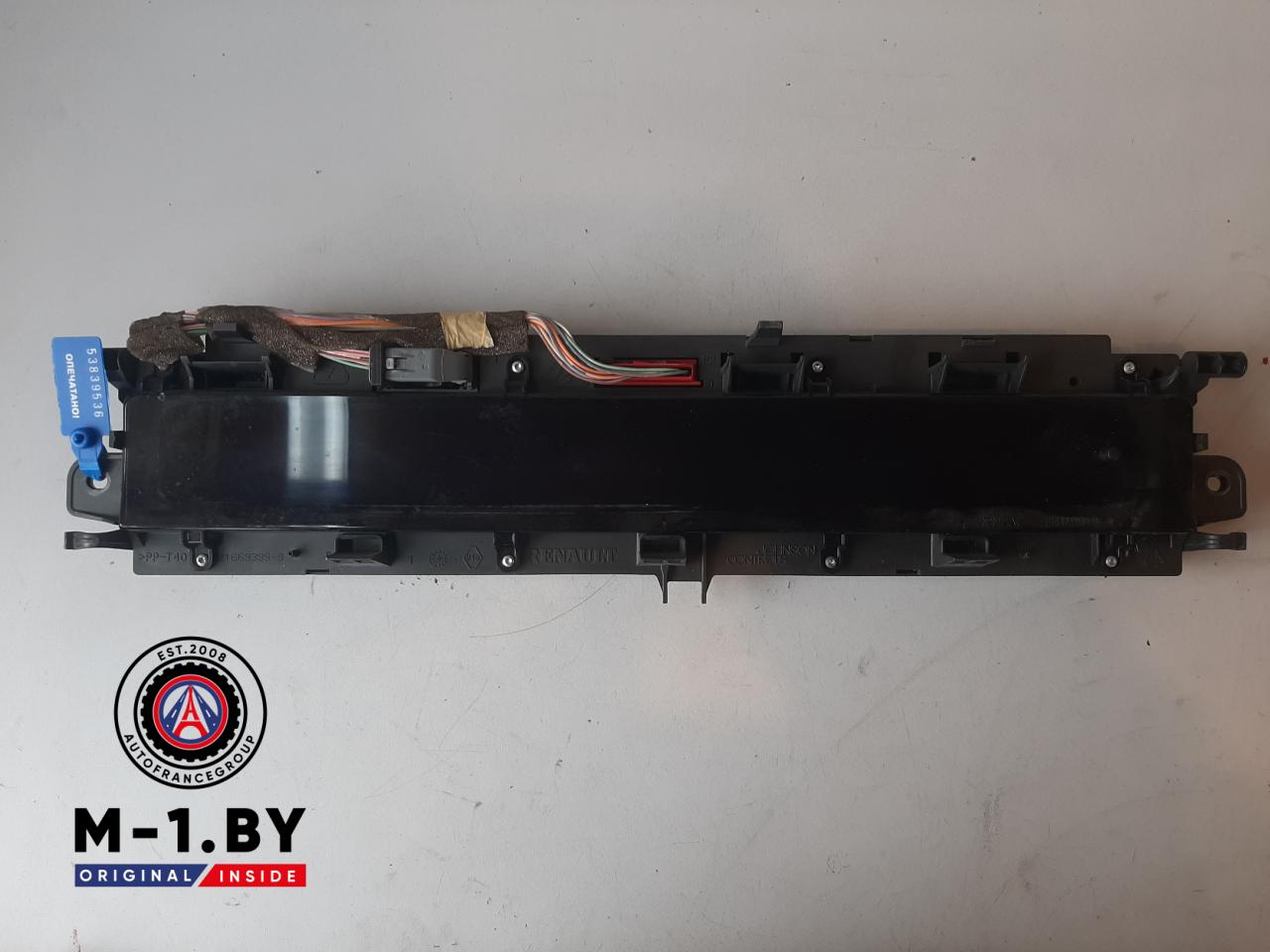 щиток приборов (приборная панель) Renault Scenic 2 поколение (2003 - 2006), P8200494955A - фото №1