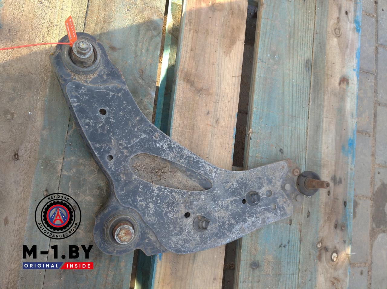 рычаг передний левый Renault Trafic 2 поколение (2001 - 2006) - фото №1