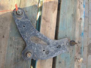 рычаг передний левый Renault Trafic 2 поколение (2001 - 2006)