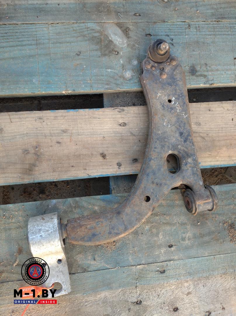 рычаг передний левый Ford Fusion 1 поколение (2002 - 2005), 1.4 л., дизель - фото №1