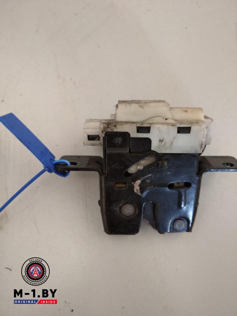 замок багажника Renault Scenic 2 поколение (2003 - 2006) - фото №1