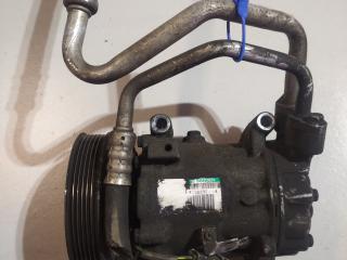 компрессор кондиционера Renault Clio 3 поколение (2005 - 2009), 1.6 л., бензин, 8200365787