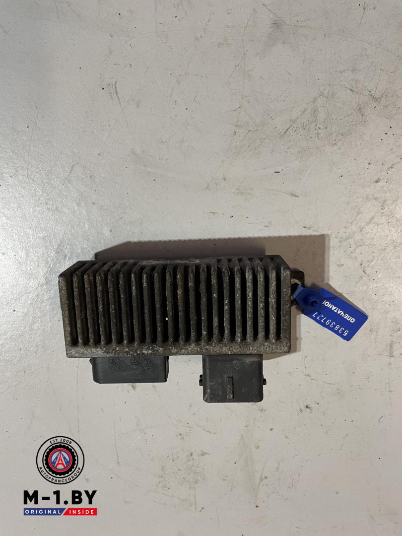 реле накала свечей Renault Master 3 поколение (2010 - 2014), 8200558438 - фото №1