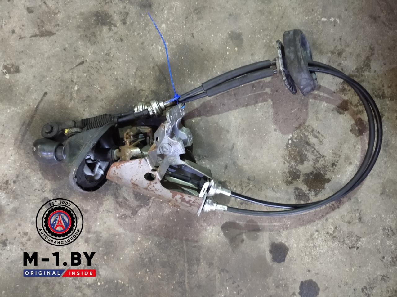 кулиса Renault Trafic 2 поколение (2001 - 2006), 1.9 л., дизель, M610438L - фото №1