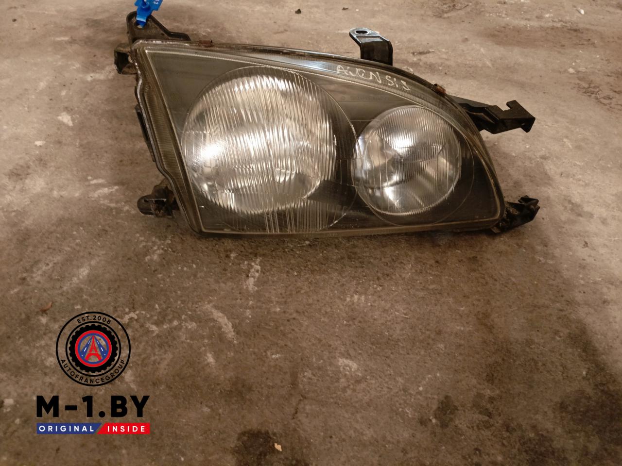 фара правая Toyota Avensis 1 поколение (T220) (1997 - 2000) - фото №1