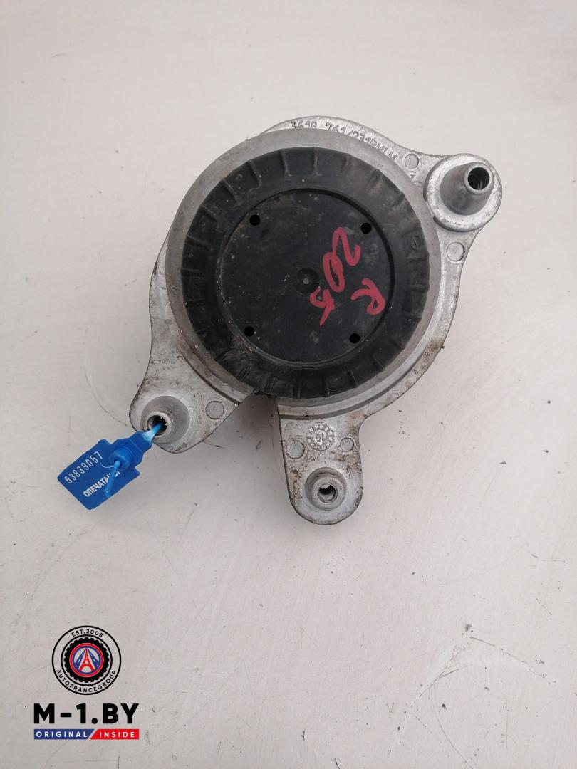 подушка крепления двигателя Mercedes-Benz C-Класс W205/S205/C205 (2014 - 2018), A2052406517 - фото №1