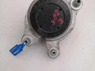 подушка крепления двигателя Mercedes-Benz C-Класс W205/S205/C205 (2014 - 2018), A2052406517