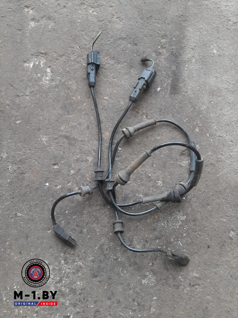 датчик ABS Renault Laguna 3 поколение (2007 - 2012), 479500005R - фото №1