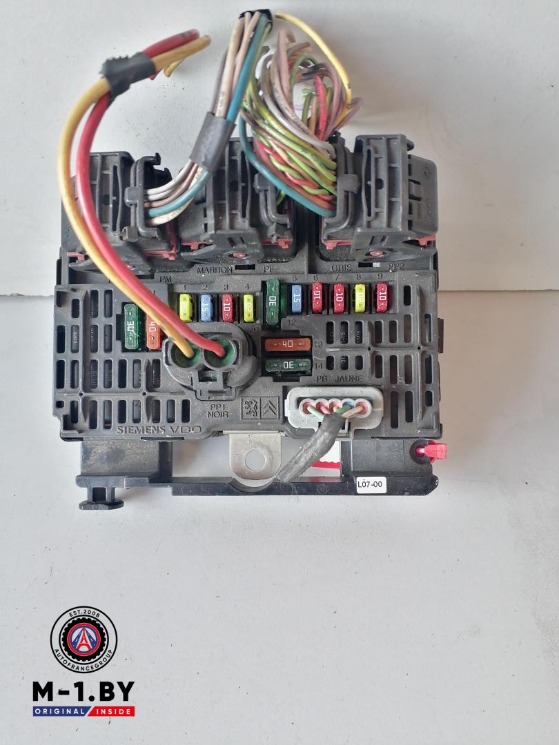 блок предохранителей Peugeot 607 1 поколение (2000 - 2004), 9657227680, BSML0700, BSML07, S118983007A - фото №1