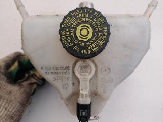 бачок тормозной жидкости Mercedes-Benz C-Класс W205/S205/C205 (2014 - 2018), A2054300002