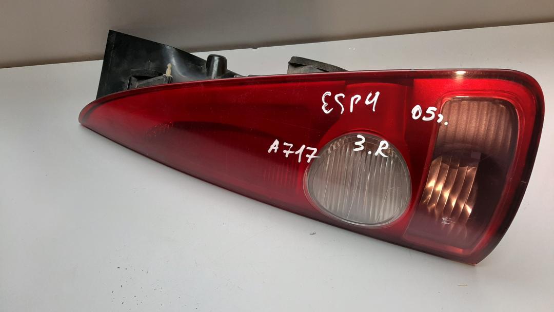 фонарь задний правый Renault Espace 4 поколение 2004, 2.2 л., дизель, 8200027152 - фото №1