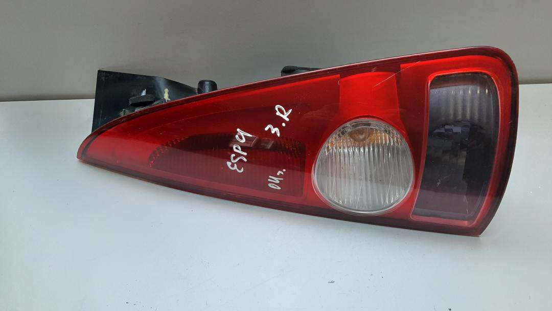 фонарь задний правый Renault Espace 4 поколение 2004, 2.2 л., дизель, 8200027152 - фото №1