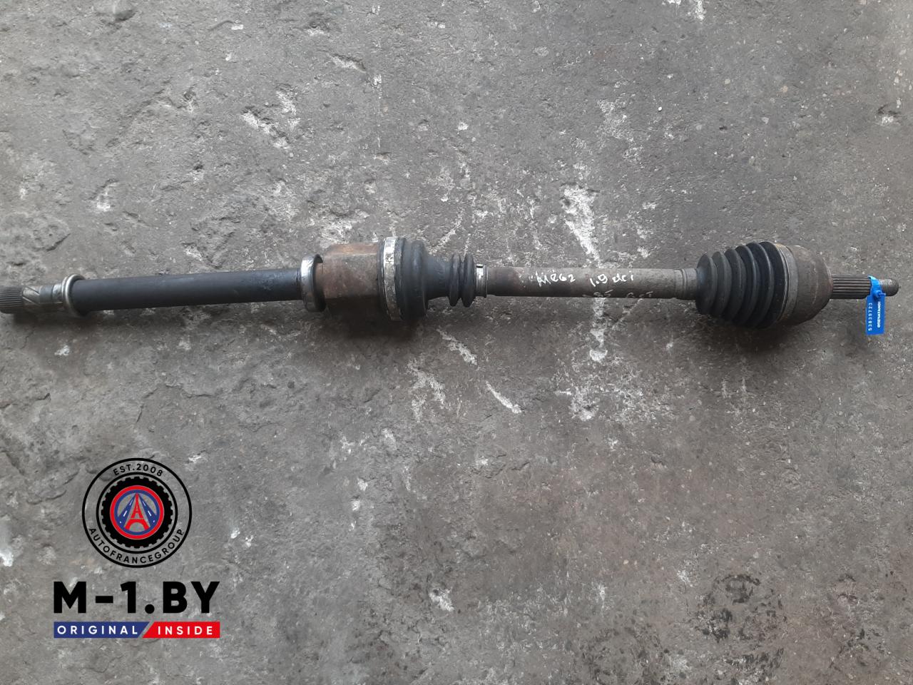 полуось передняя правая (приводной вал, ШРУС) Renault Megane 2 поколение (2002 - 2006), 1.9 л., дизель - фото №1