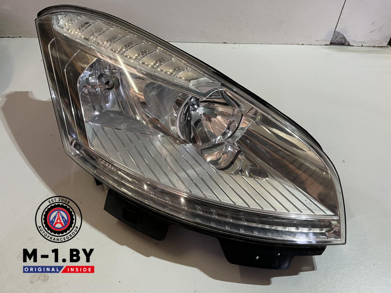 фара правая Citroen C4 Picasso 2 поколение (2013 - 2017) - фото №1