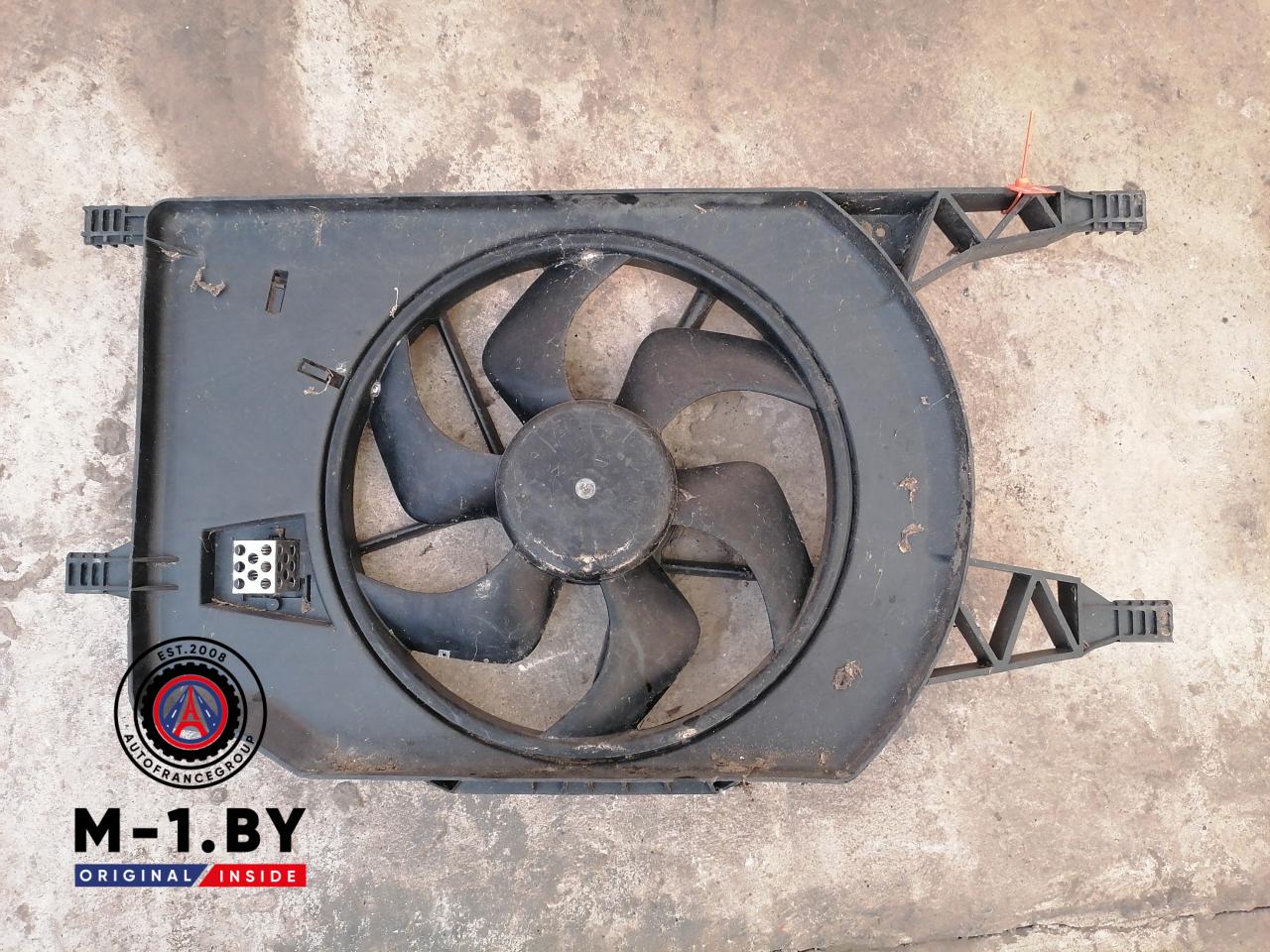 вентилятор радиатора Renault Laguna 2 поколение (2001 - 2005), 1.9 л., дизель, 8200025635 - фото №1