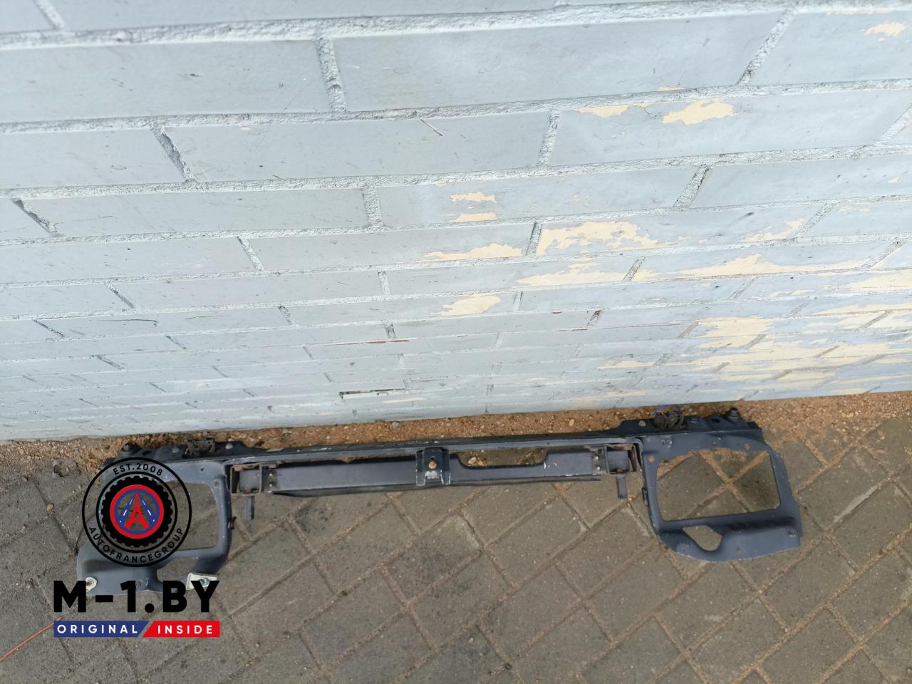 передняя панель крепления облицовки (телевизор) Renault Espace 3 поколение (1996 - 2002) - фото №1