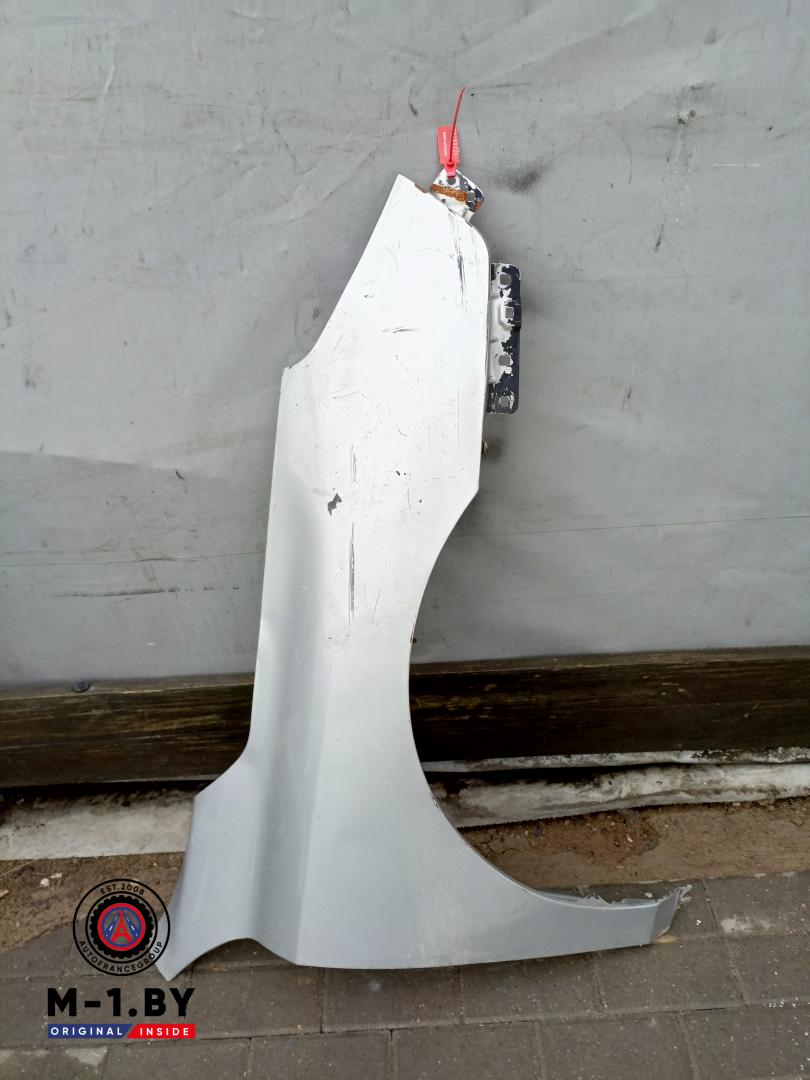 крыло переднее правое Renault Latitude 1 поколение (2010 - 2014), 631120009B - фото №1