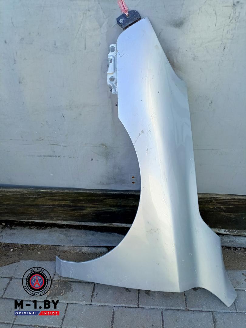 крыло переднее левое Renault Latitude 1 поколение (2010 - 2014) - фото №1