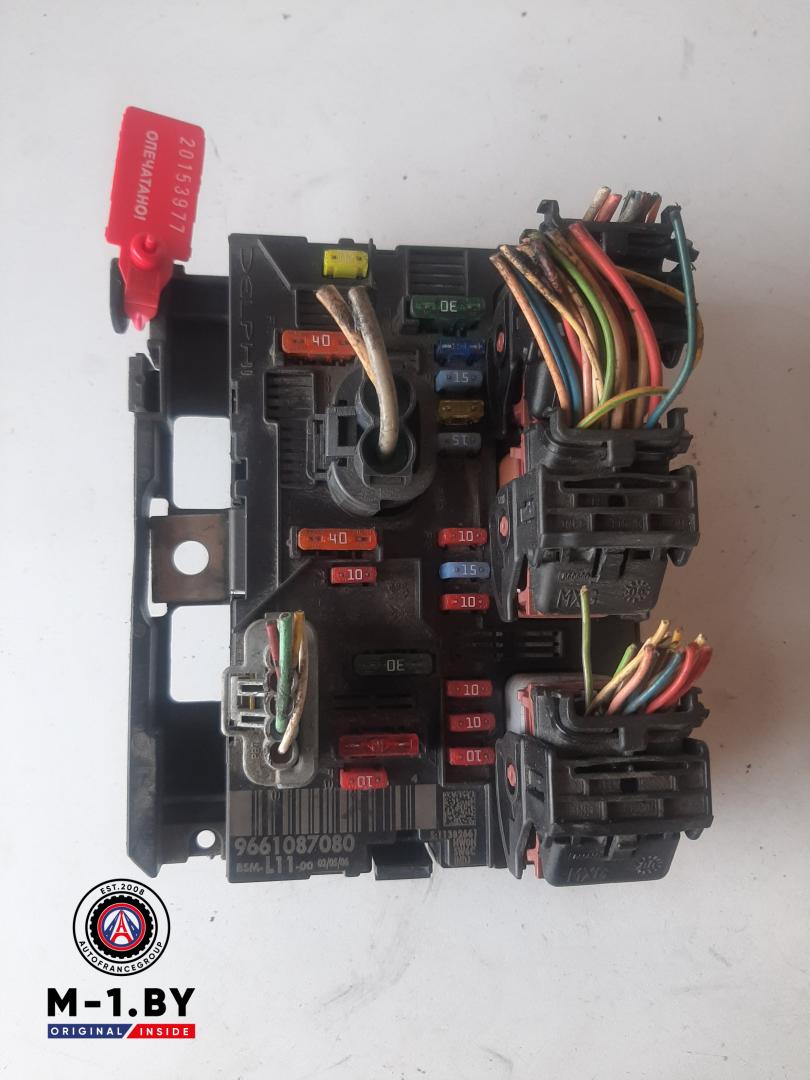 блок предохранителей Citroen C4 1 поколение (2004 - 2008), BSML11, 9661087080 - фото №1