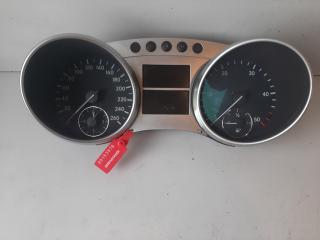 щиток приборов (приборная панель) Mercedes-Benz M-Класс W164 (2005 - 2008), A2515402648