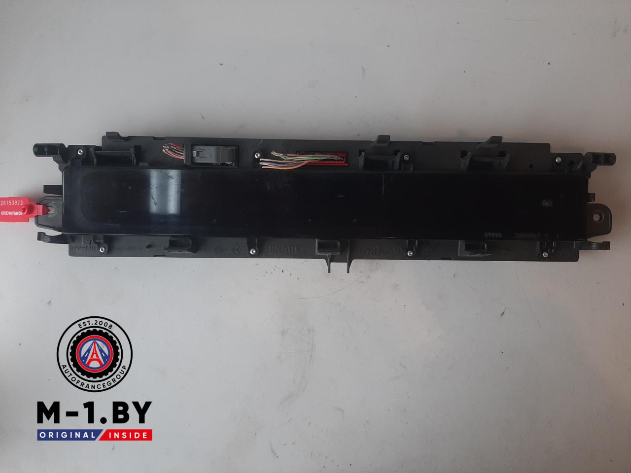 щиток приборов (приборная панель) Renault Scenic 2 поколение (2003 - 2006), P8200704464A - фото №1