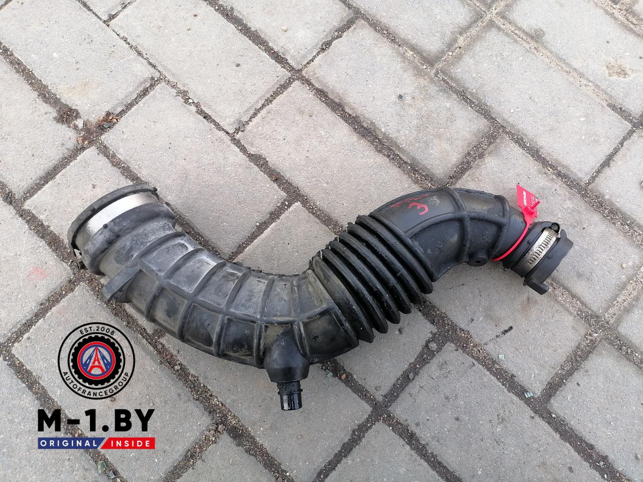 патрубок интеркулера Renault Megane 3 поколение (2008 - 2014), 8200750731 - фото №1