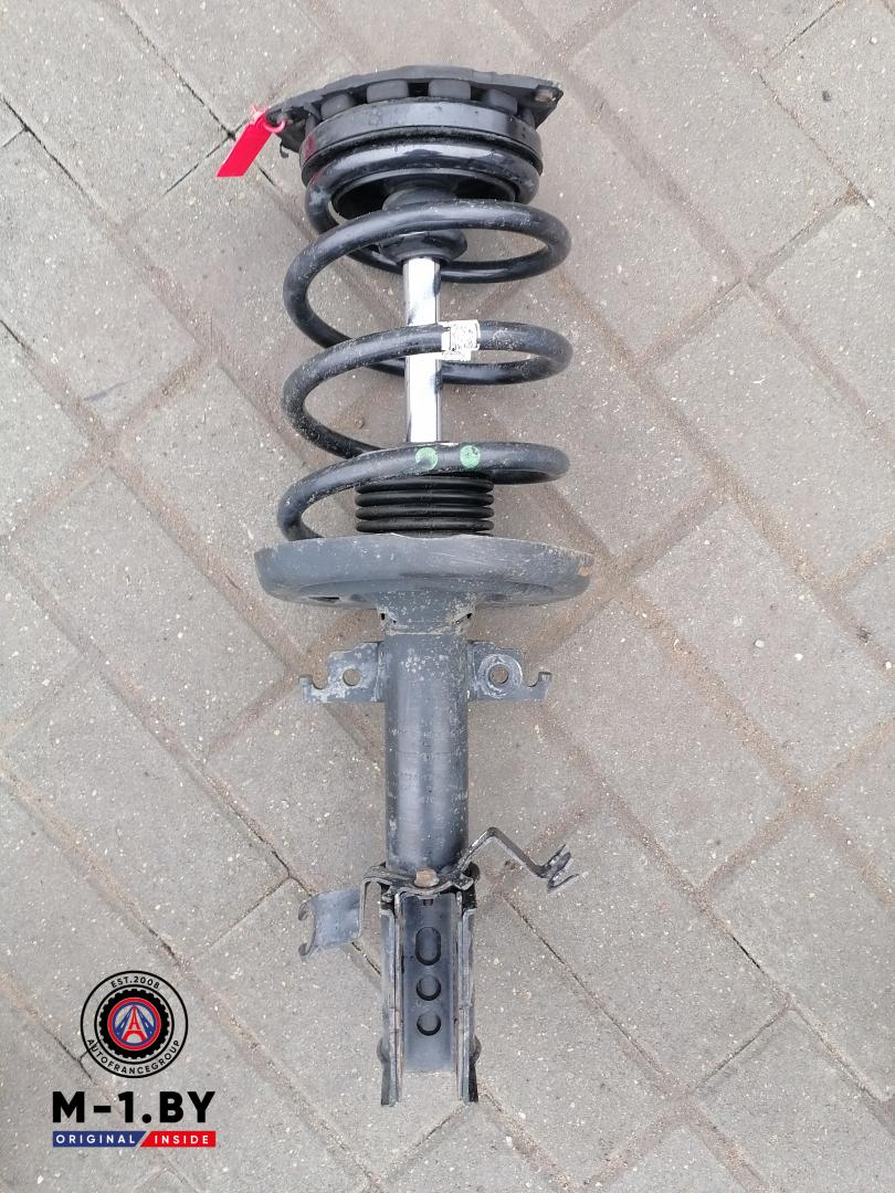 стойка передняя левая Renault Scenic 3 поколение (2009 - 2012), 2.0 л., дизель, 543020017R - фото №1