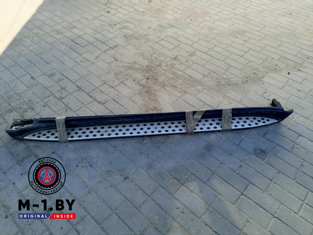 накладка на порог Mercedes-Benz M-Класс W164 (2005 - 2008), A1646900510 - фото №1