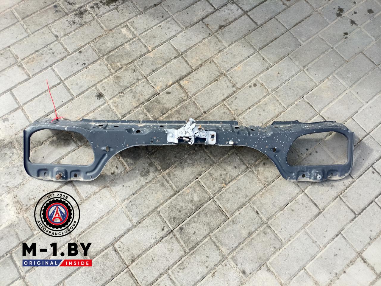 передняя панель крепления облицовки (телевизор) Citroen Xantia 1 поколение (1992 - 1998) - фото №1