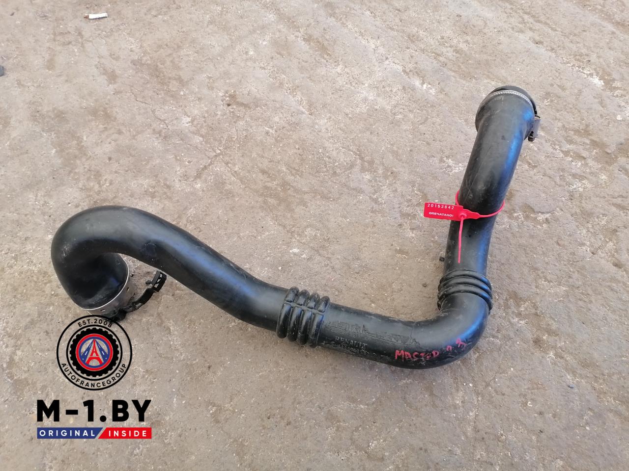 патрубок интеркулера Renault Master 3 поколение (2010 - 2014), 8200753502 - фото №1