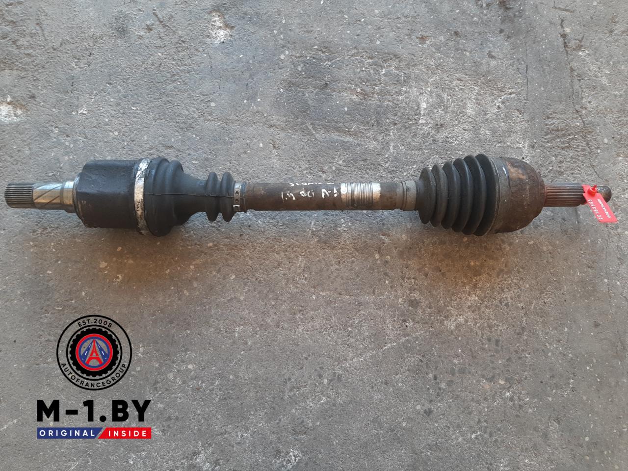 полуось передняя левая (приводной вал, ШРУС) Renault Scenic 2 поколение (2003 - 2006), 1.9 л., дизель, 8200198016 - фото №1