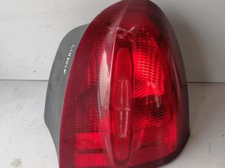 фонарь задний правый Lincoln Town Car 3 поколение (1998 - 2011)