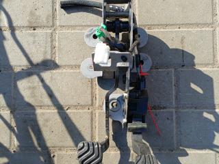 педаль Renault Megane 4 поколение [рестайлинг] (2020 - 2025), 1.5 л., дизель, 180023067