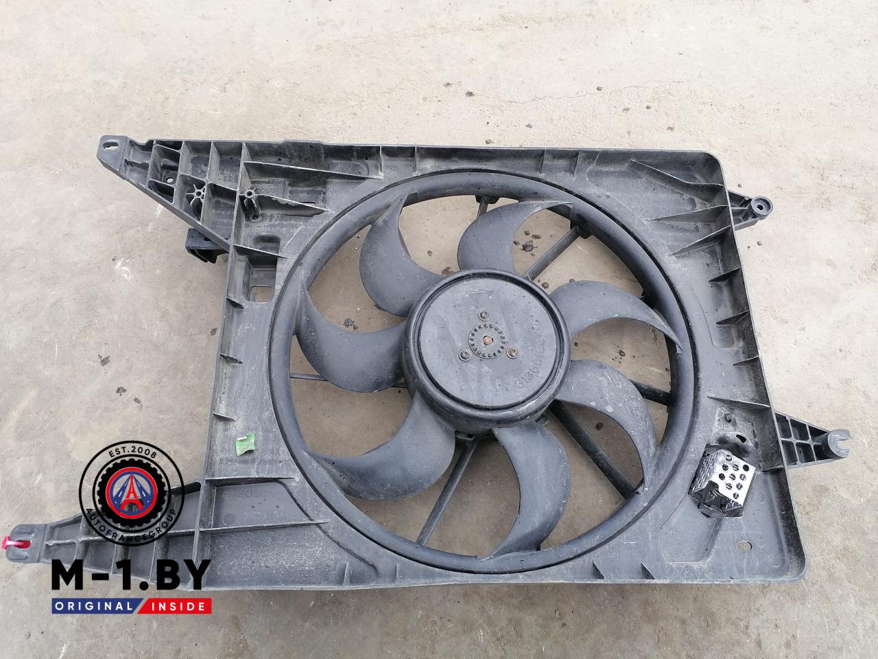 вентилятор радиатора Renault Logan 1 поколение (2004 - 2009), 1.5 л., дизель, 3136613347 - фото №1
