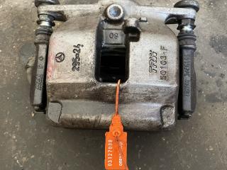 суппорт передний левый Mercedes-Benz C-Класс W205/S205/C205 (2014 - 2018), 1.6 л., дизель