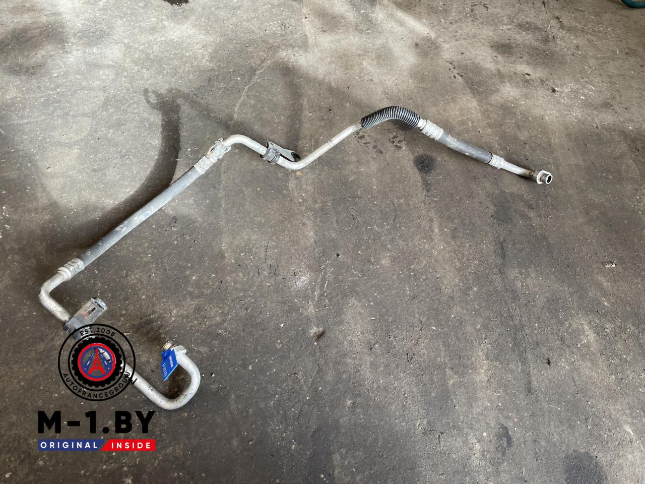 трубка кондиционера Renault Megane 3 поколение (2008 - 2014), 1.9 л., дизель - фото №1