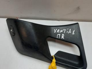 кнопка стеклоподъемника двери передней правой Citroen Xantia 1 поколение 1998, 1.9 л., дизель, 9613057377